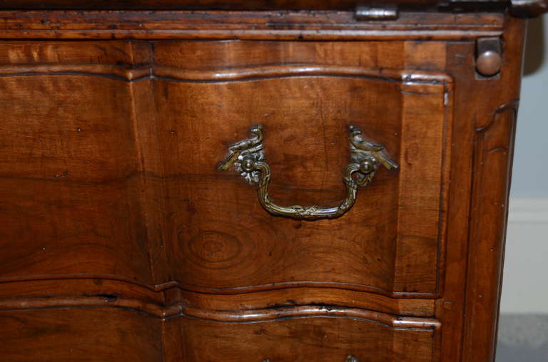 18th Century and Earlier 18th Century French Walnut Secretaire