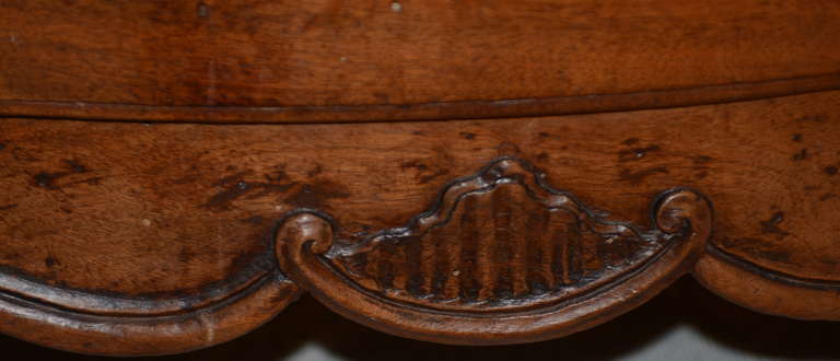 18th Century French Walnut Secretaire 3