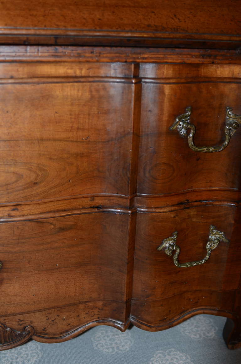 18th Century French Walnut Secretaire In Good Condition In Encinitas, CA