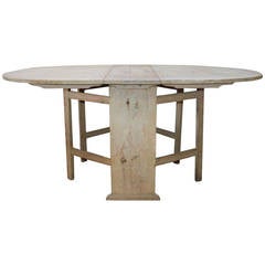 Early 19th Century Swedish Oval Drop-Leaf Table