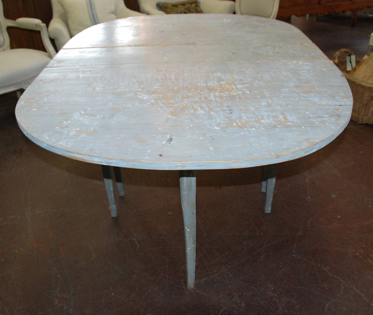 Pine Swedish Oval Drop-Leaf Table