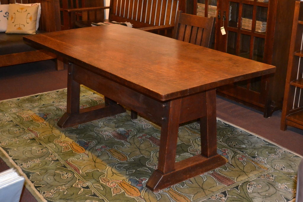 Oak table by Gustav Stickley For Sale 1