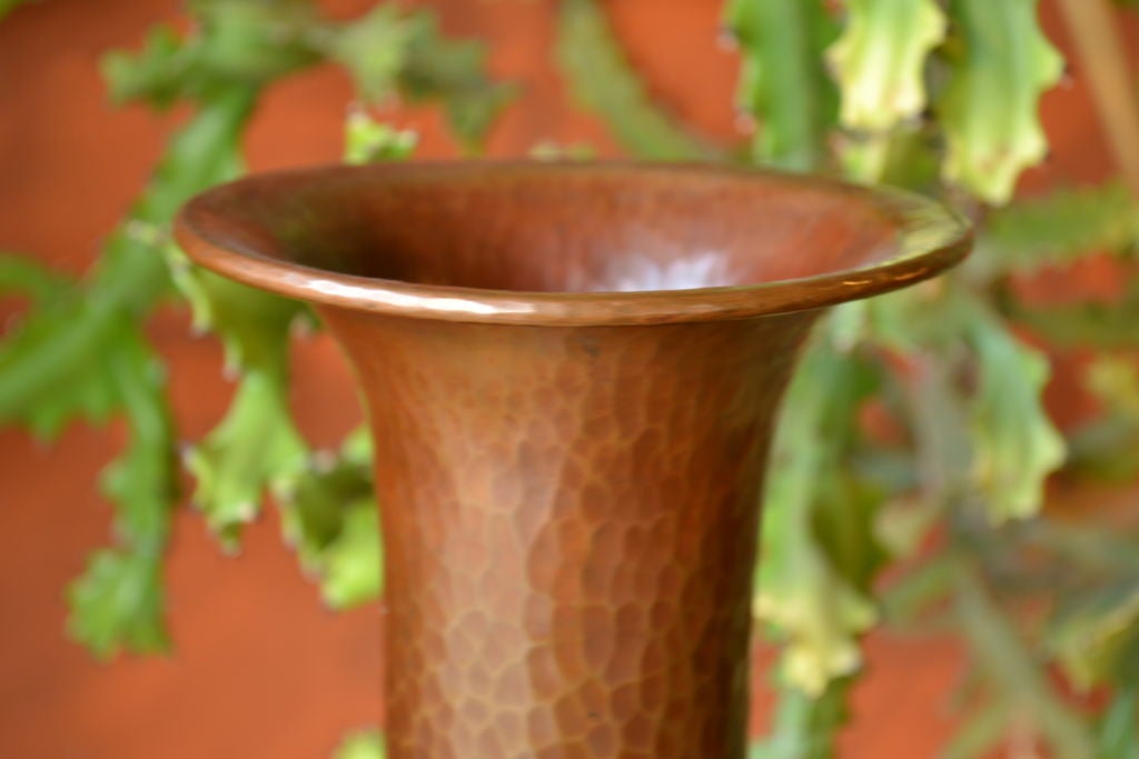 American Large Hammered Copper vase By Roycroft Shops For Sale