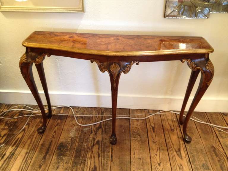 Mahogany Antique English Inlaid Console with Gilded Shell Decoration