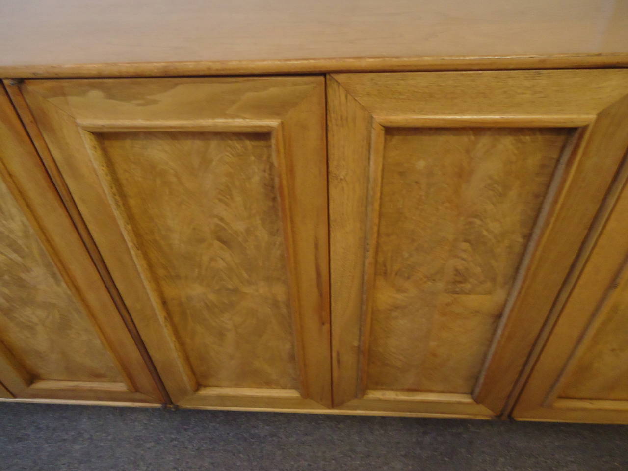 Mid-Century Modern Milo Baughman for Directional Credenza or Sideboard In Good Condition In Hopewell, NJ