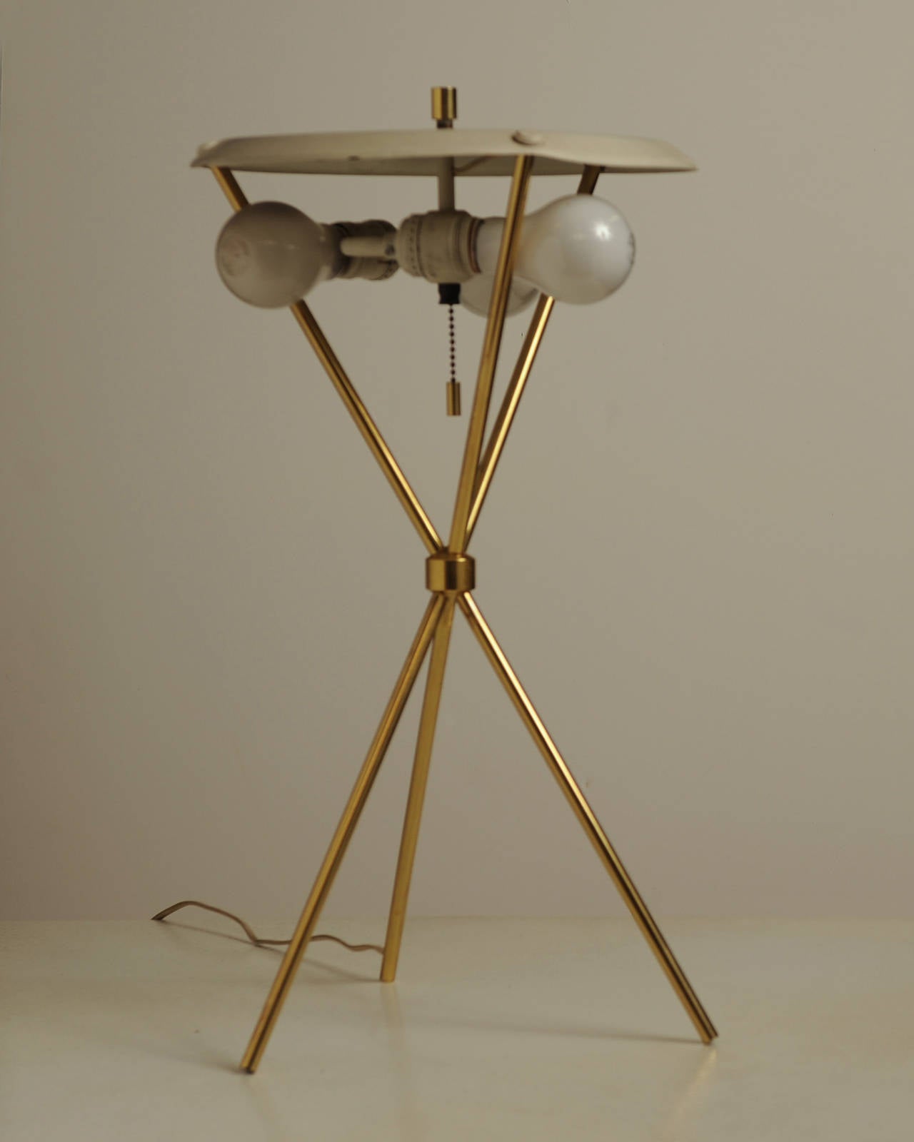 Mid-Century Modern Hansen Brass Tripod Table Lamp