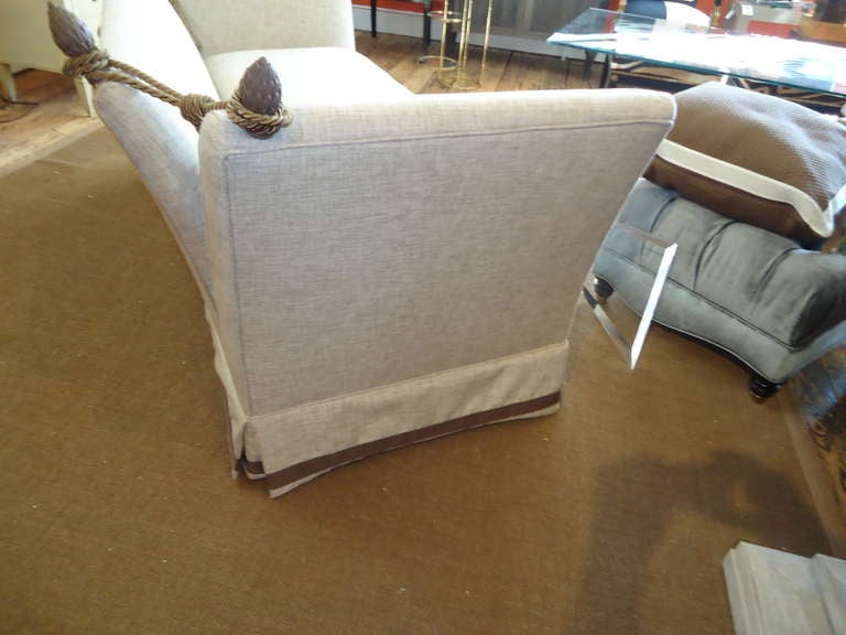 Vintage Knole Style Sofa In Neutral Linen 1