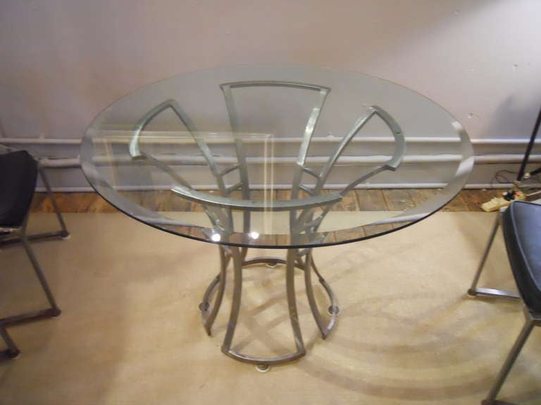 Modern Vintage Woodard Cast Aluminum Table and Chairs