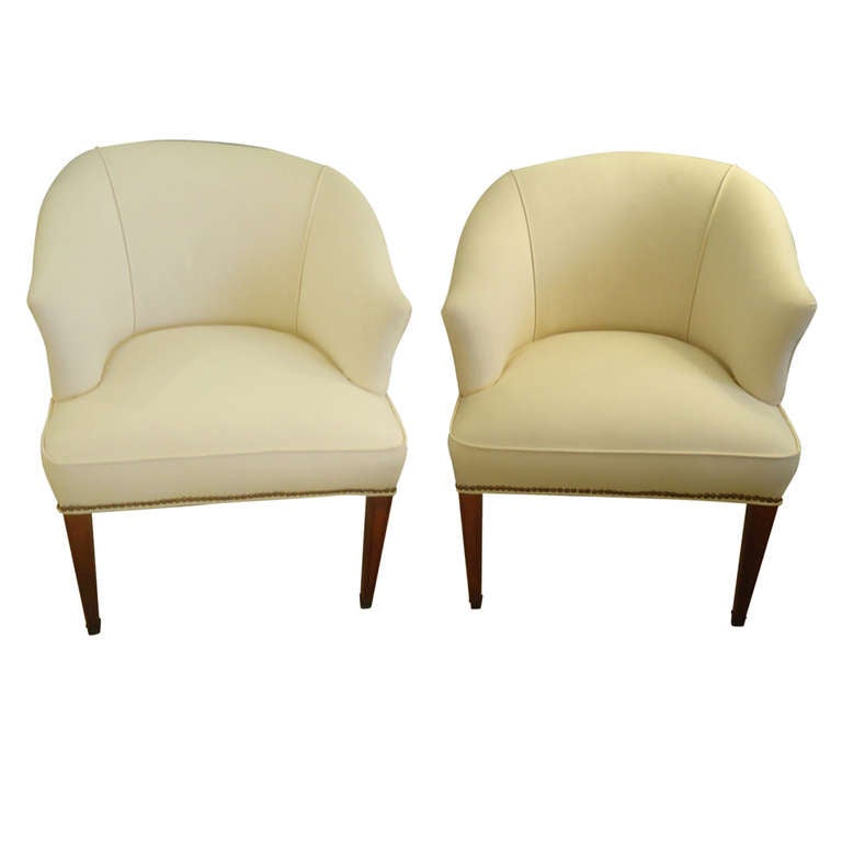 Pair of Tailored Chic Vintage Tub Chairs at 1stDibs