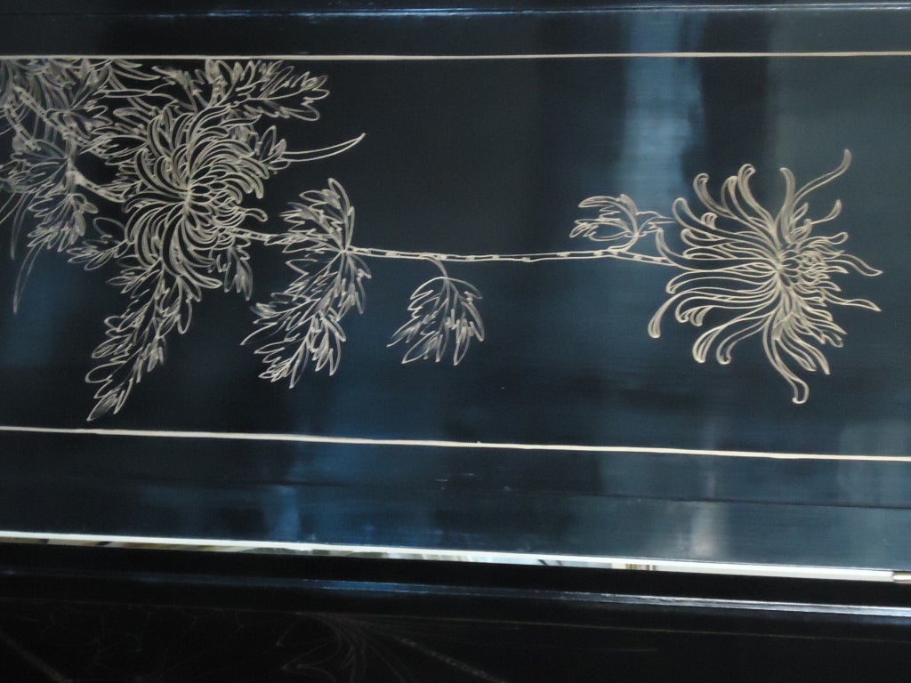 Magnificent Coromandel Lacquered Screen 4