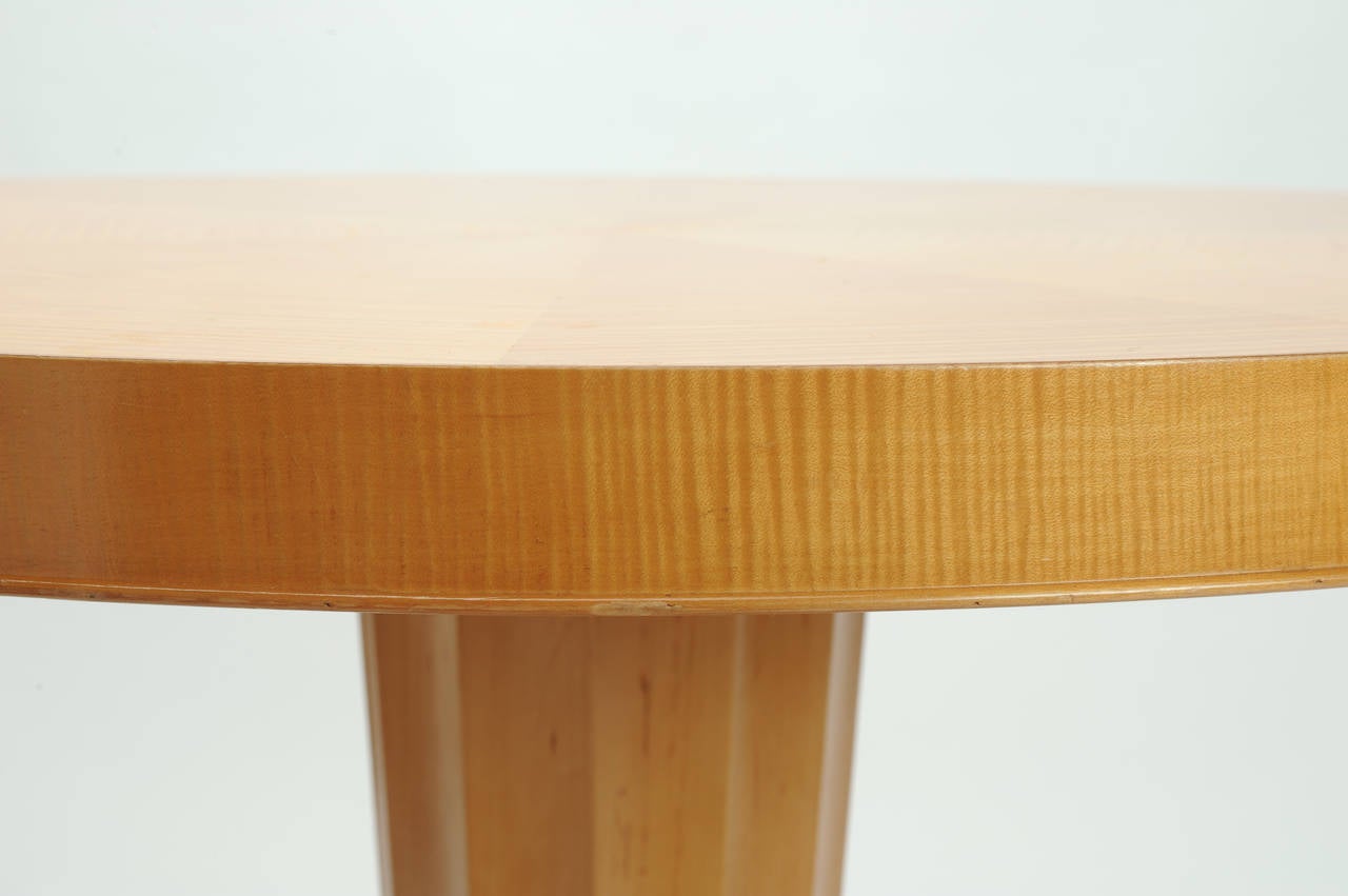 Round Tiger Maple Center or Club Table by Baker 2