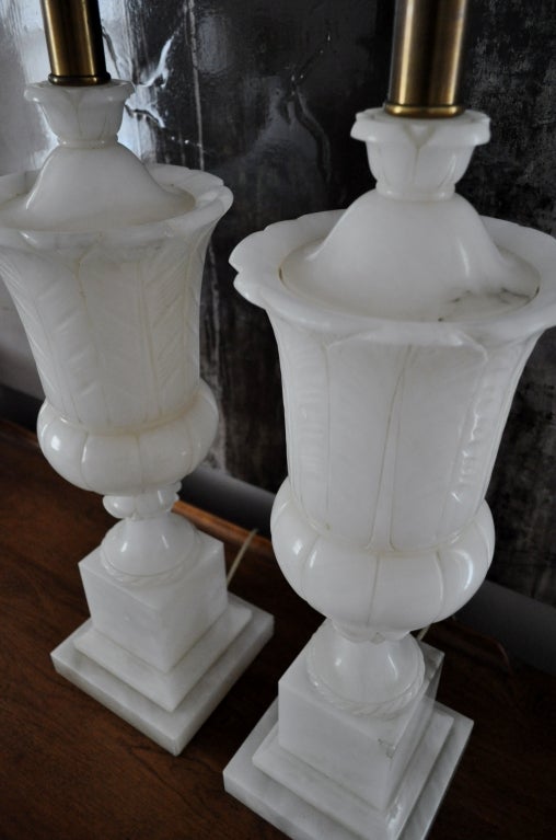 American Pair of Midcentury Modern Alabaster Urn Lamps by Paul Hanson