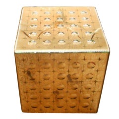 One Mirrored Cube with Circular Geometric Pattern