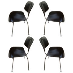 Used Set of 4 Herman Miller Eames Dining Chairs