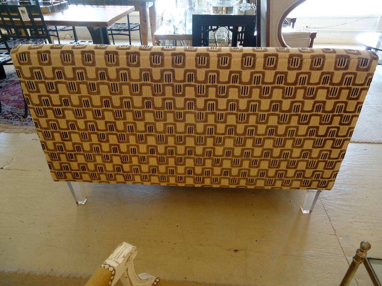 Contemporary Custom Settee with Lucite Legs In Excellent Condition In Hopewell, NJ