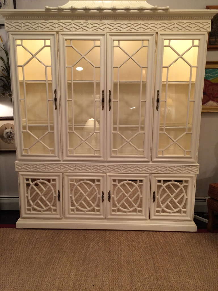American Hollywood Regency Chippendale Style White Laquer Cabinet