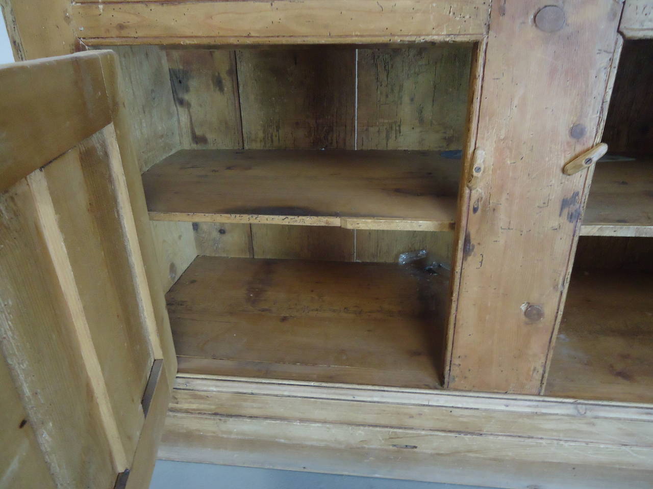 rustic hutch cabinet
