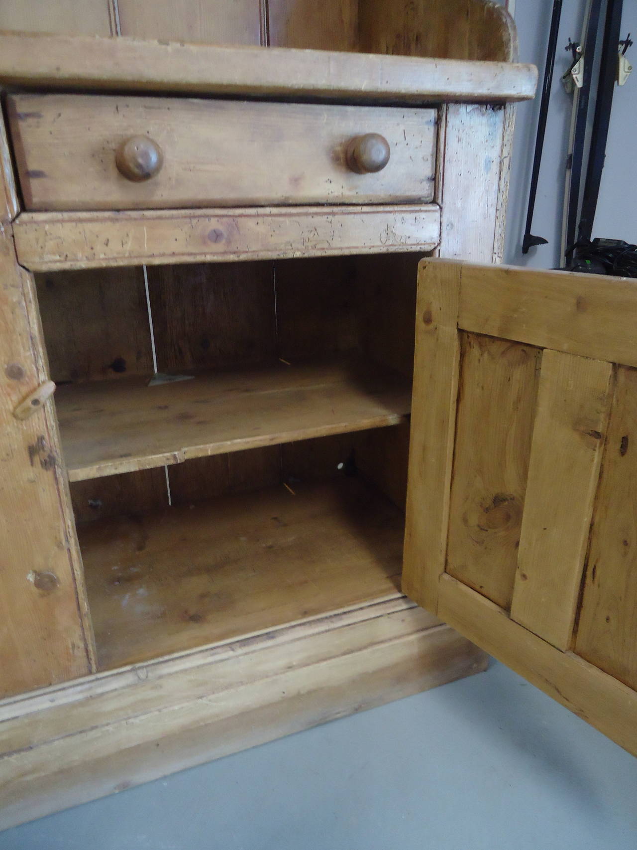 Rustic Irish Natural Wood Hutch Cabinet In Good Condition In Hopewell, NJ