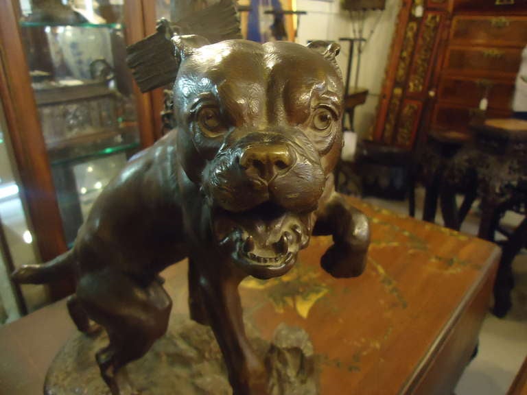 Français Sculpture en bronze d'un chien mâle par Charles Valton