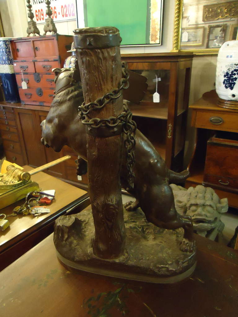 Bronze Sculpture en bronze d'un chien mâle par Charles Valton
