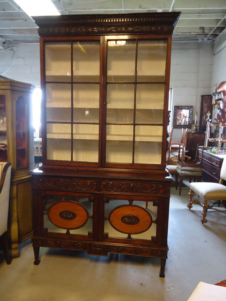 Exquisite Georgian III Bookcase Cabinet