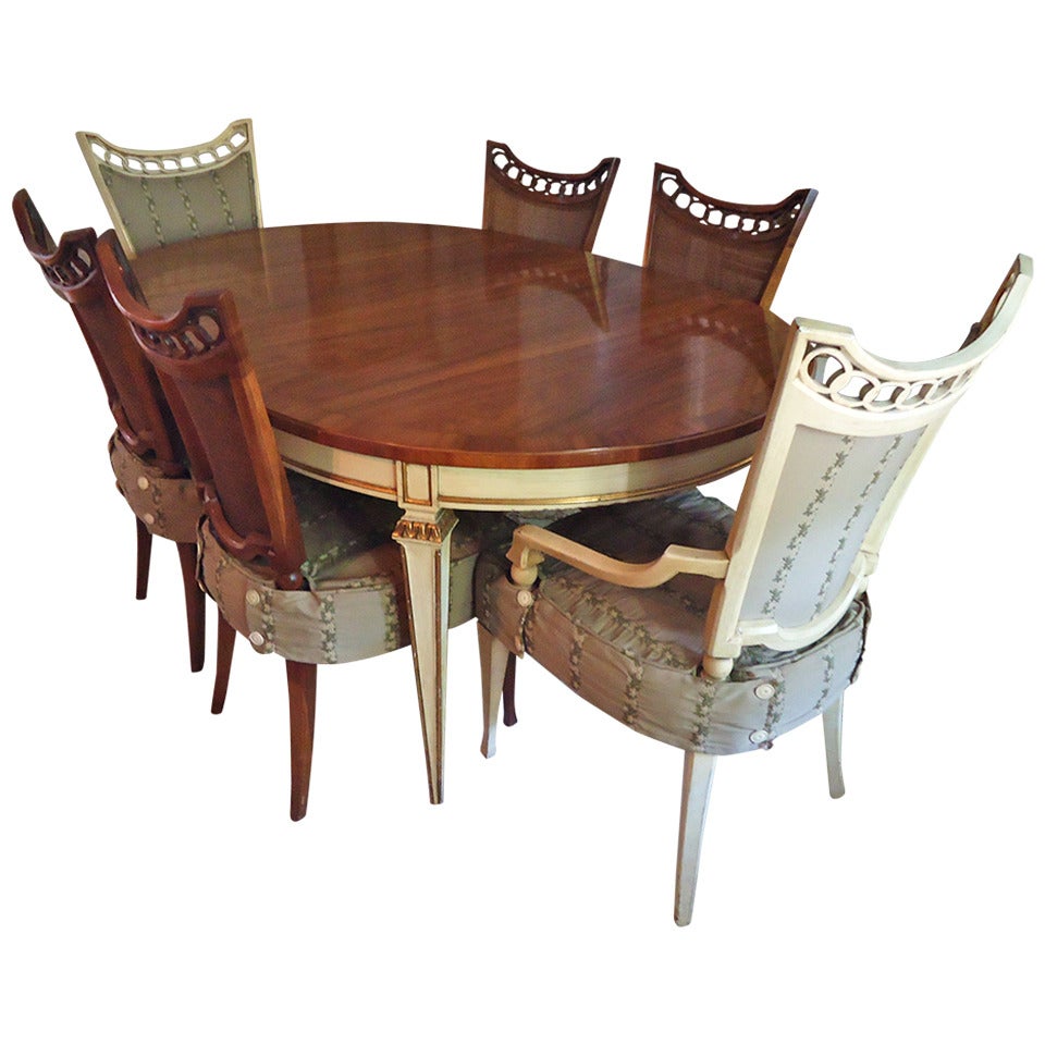 Delightful Oval Mahogany and Painted Dining Table and 6 Chairs