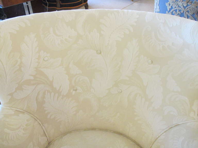 Pair of 1940s Armchairs in Cream Damask In Excellent Condition In Hopewell, NJ