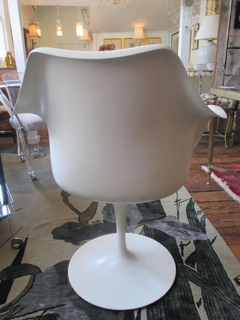 Mid-20th Century Early Version Saarinen Tulip Chair for Knoll