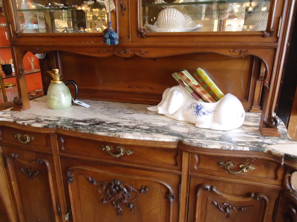 Gorgeous Antique 2 tier French Sideboard In Excellent Condition In Hopewell, NJ