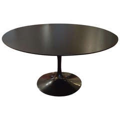 Vintage Saarinen Tulip Table by Knoll