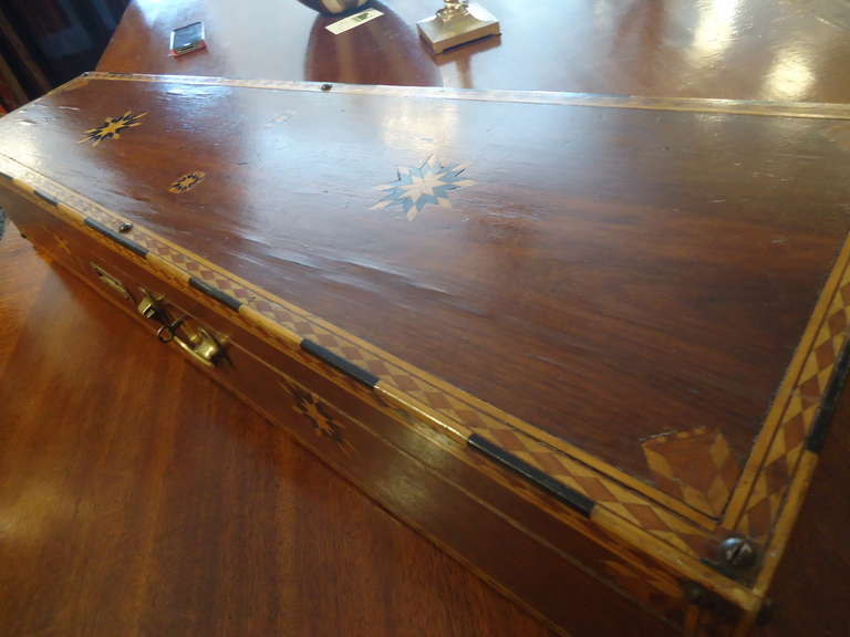 Exemplary Handmade Exotic Wood Violin Case In Good Condition In Hopewell, NJ