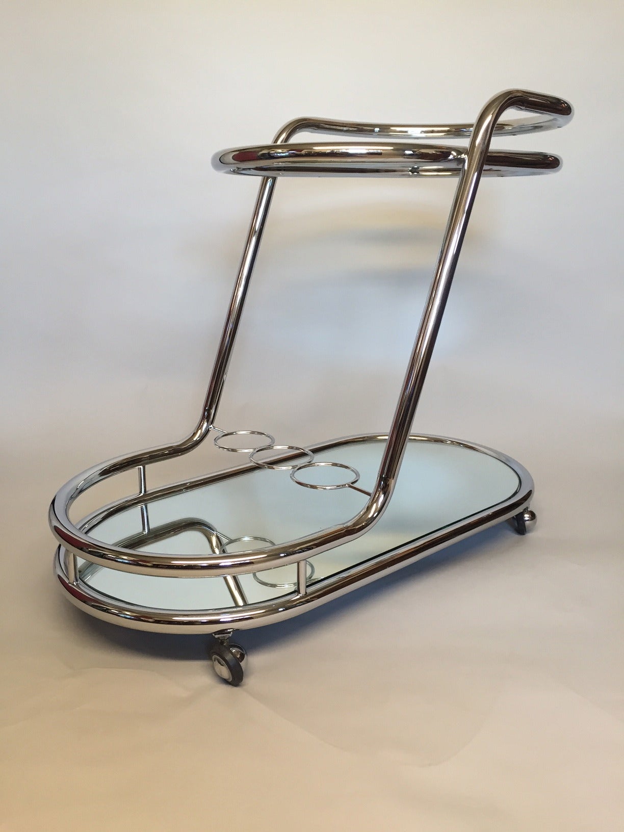 Sleek Mid-Century Modern Chrome and Mirrored Bar Cart In Excellent Condition In Hopewell, NJ