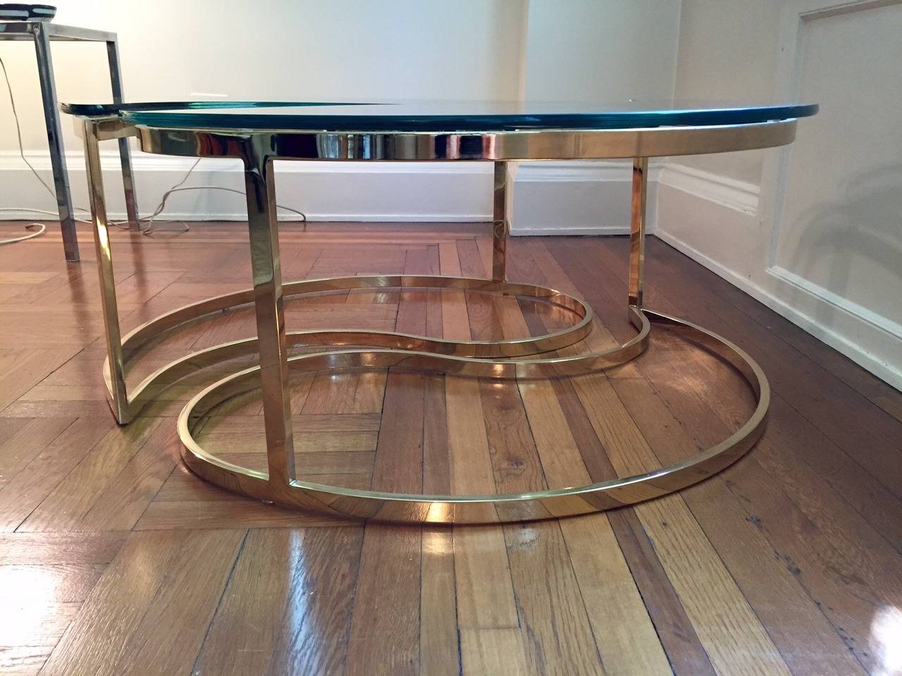 American Chic Ying Yang Motiffe Brass and Glass Coffee Cocktail Table