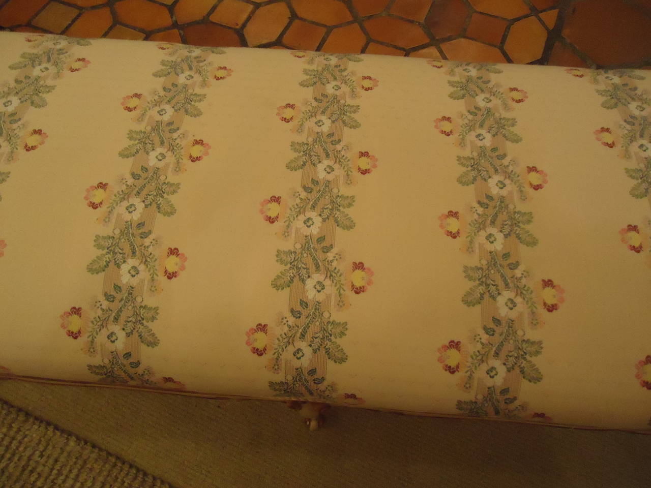 Long French Style Upholstered Bench In Excellent Condition For Sale In Hopewell, NJ