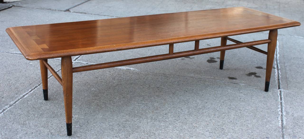 Vintage lane dove tail coffee table.