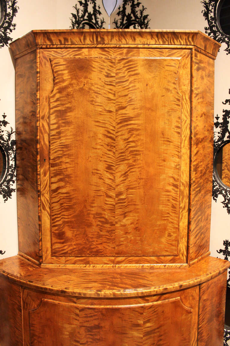 European Burl and Tiger Maple Corner Cupboard In Excellent Condition In Hudson, NY
