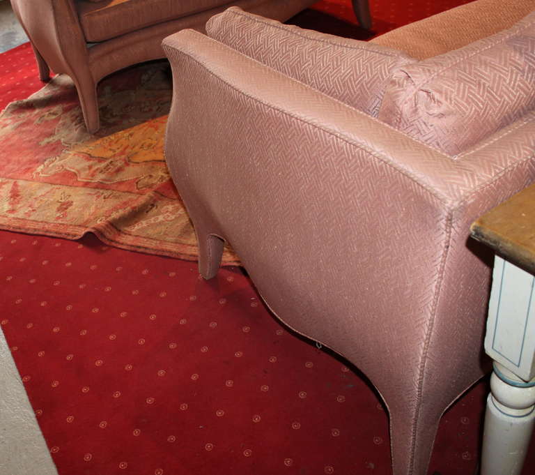 Pair of Custom Vintage Settees by Henredon In Excellent Condition In Hudson, NY