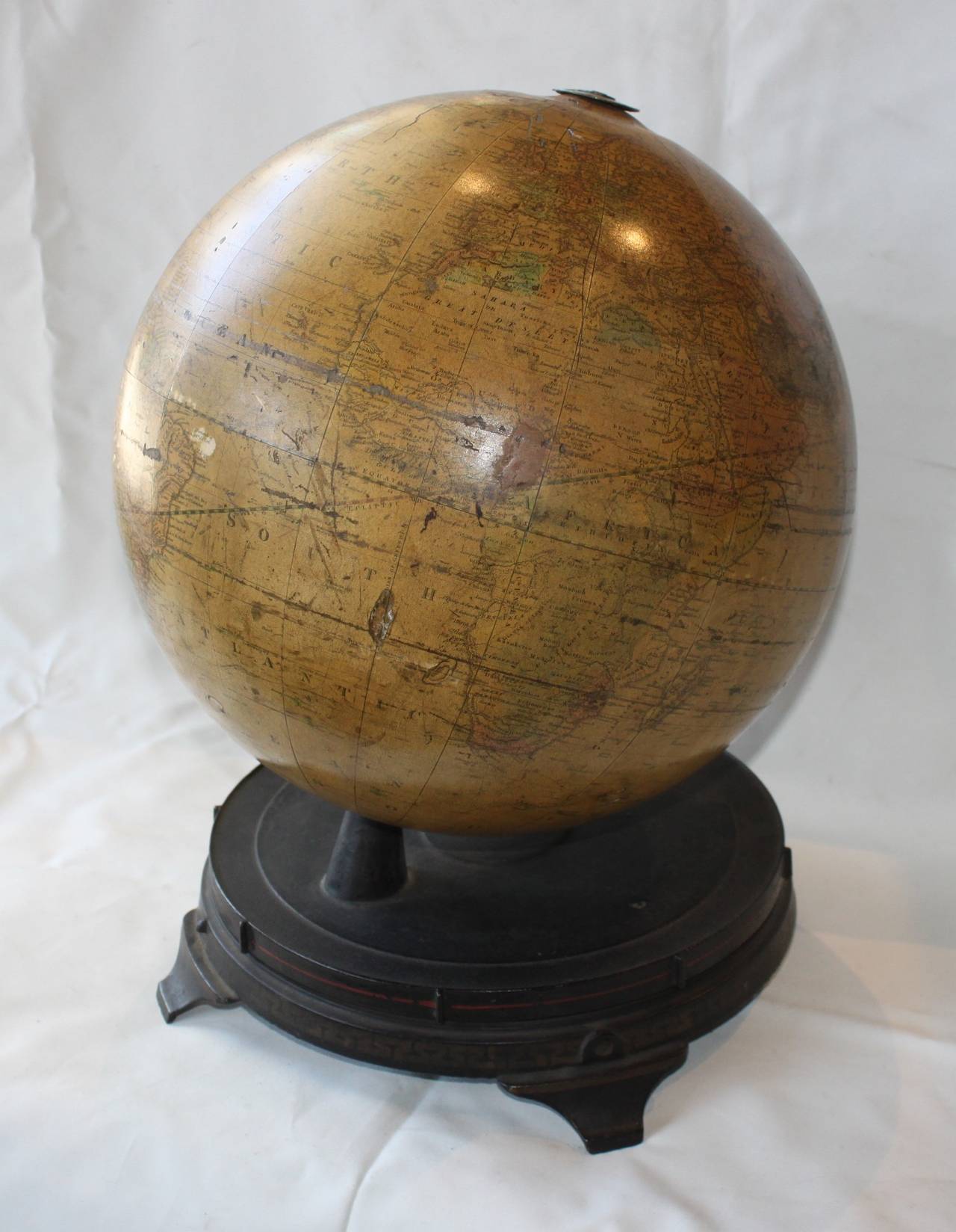 Fitz globe on iron base cerca 1855-60 Boston, MA.