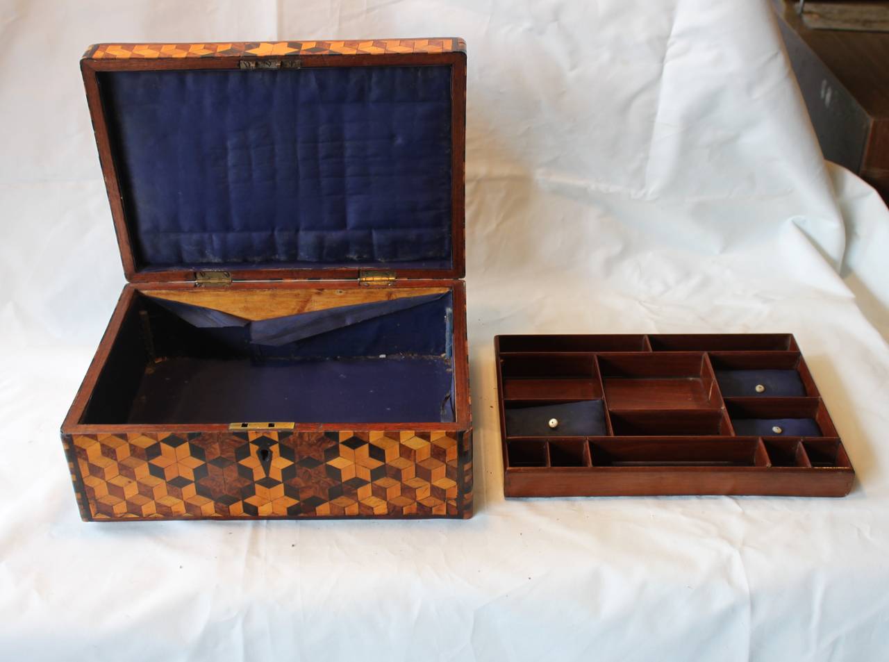 Star Pattern Specimen Wood Sewing Box, circa 1820 4