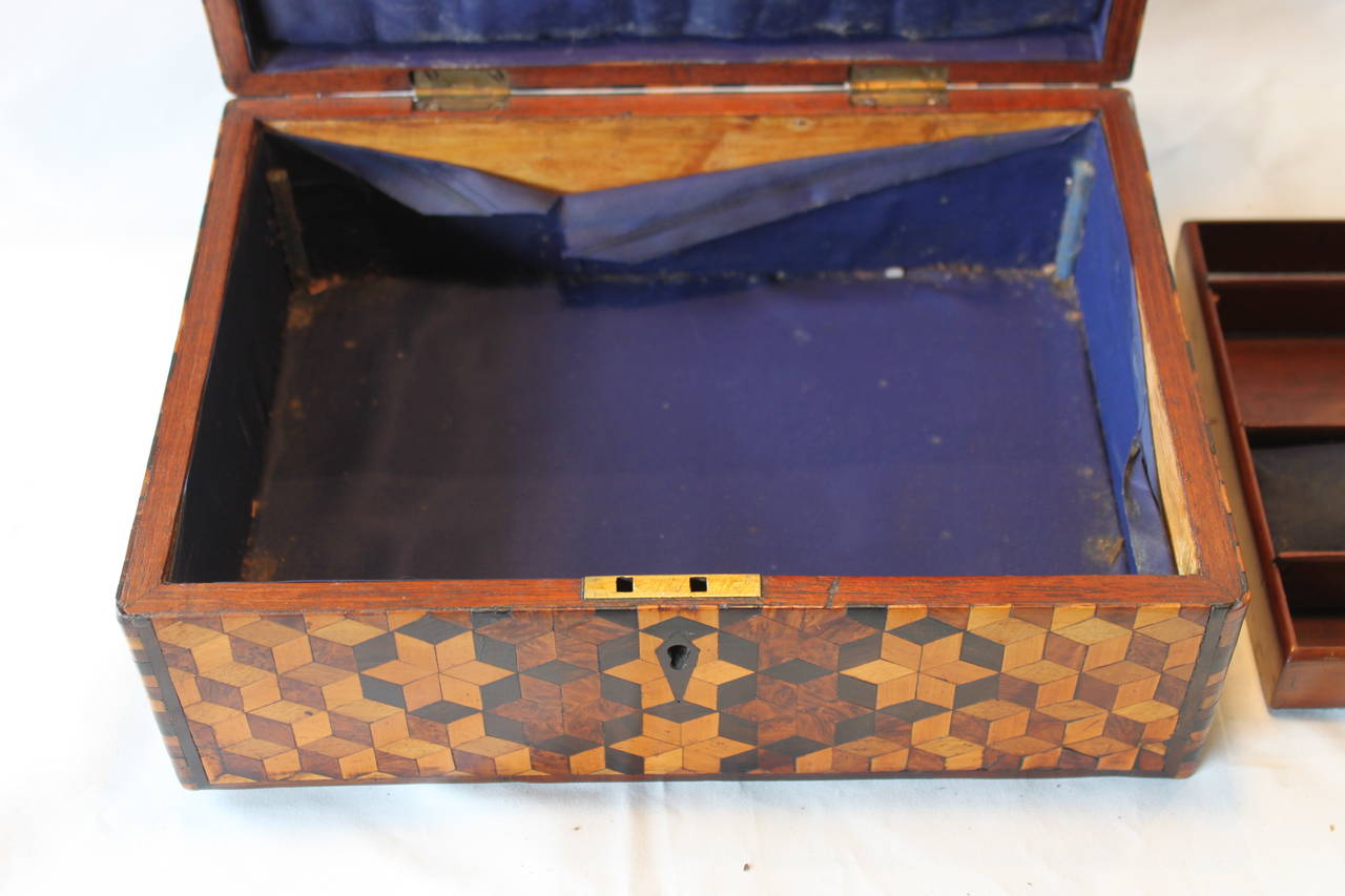 Star Pattern Specimen Wood Sewing Box, circa 1820 5