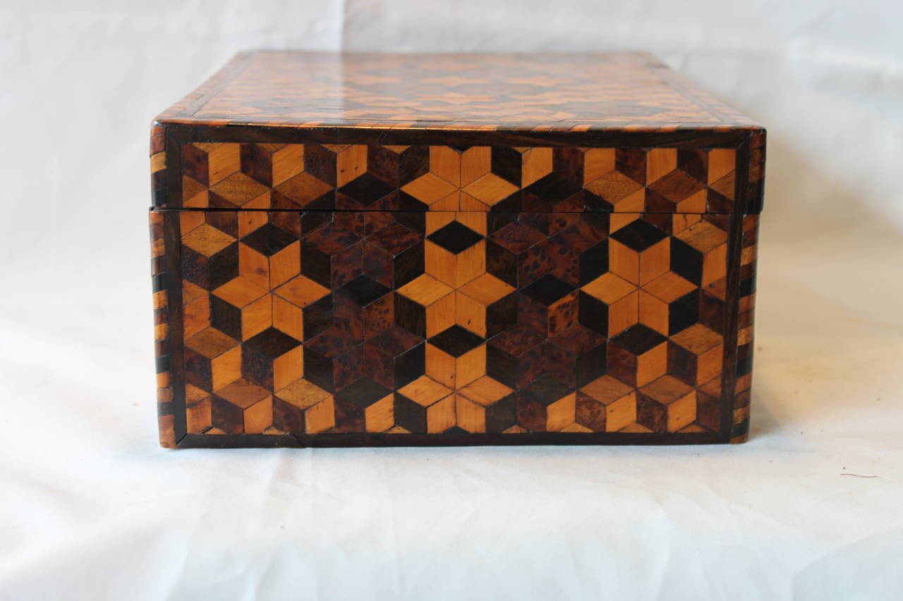 Star Pattern Specimen Wood Sewing Box, circa 1820 1