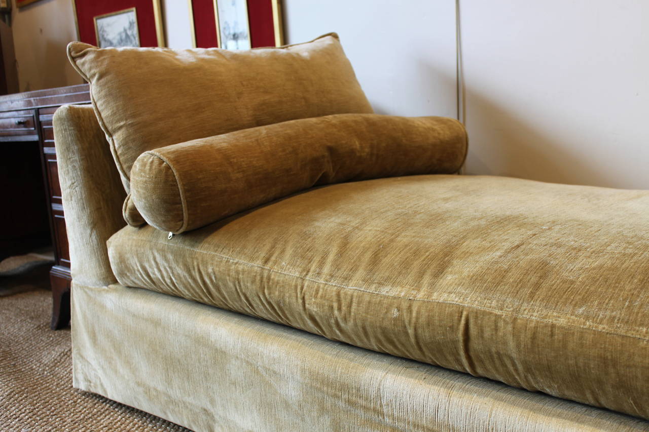 Linen Velvet Sofa Day Bed 2