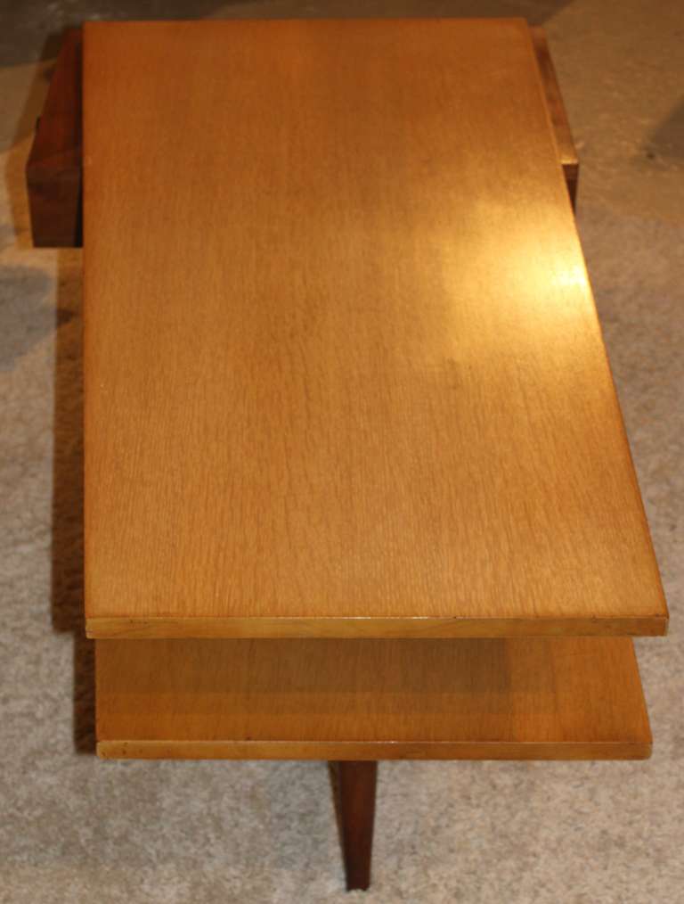 Mid-Century Modern Jetson Style Coffee Table In Excellent Condition In Hudson, NY
