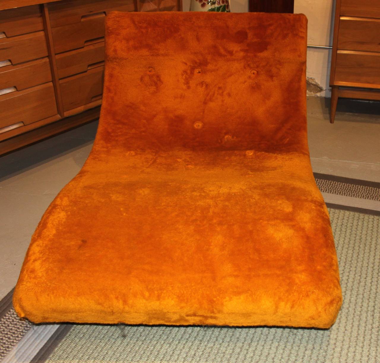 Mid-Century Modern Pearsall Style Wave Chaise Longue