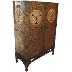 Important Japanese Decorated Lacquer Isho Tansu Chest