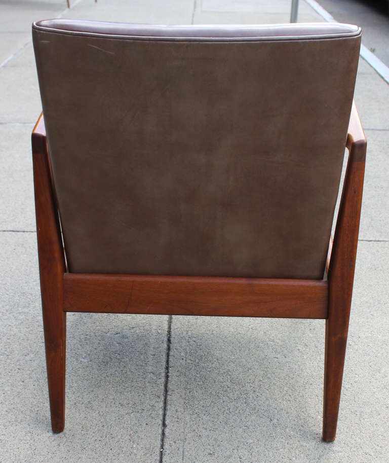 Jens Risom Arm Chairs In Excellent Condition For Sale In Hudson, NY
