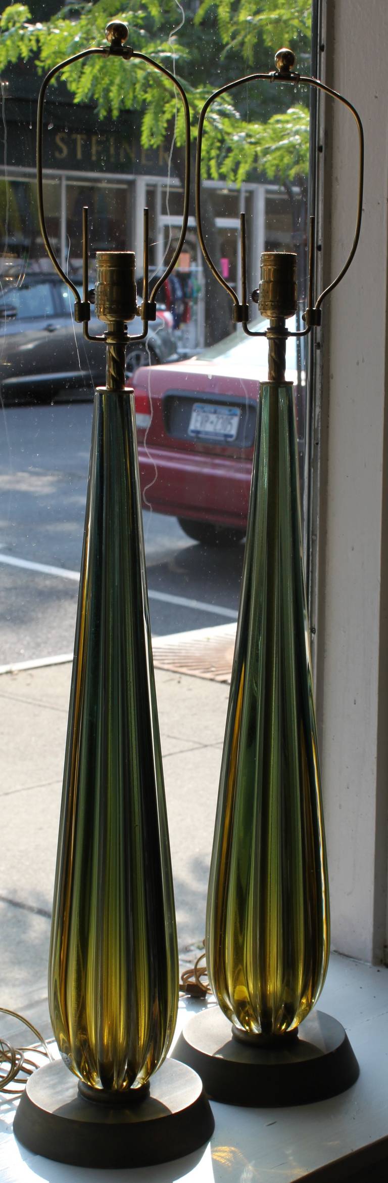 Mid-Century Modern Pair of Luminous Solid, Pulled Murano Glass Lamps For Sale