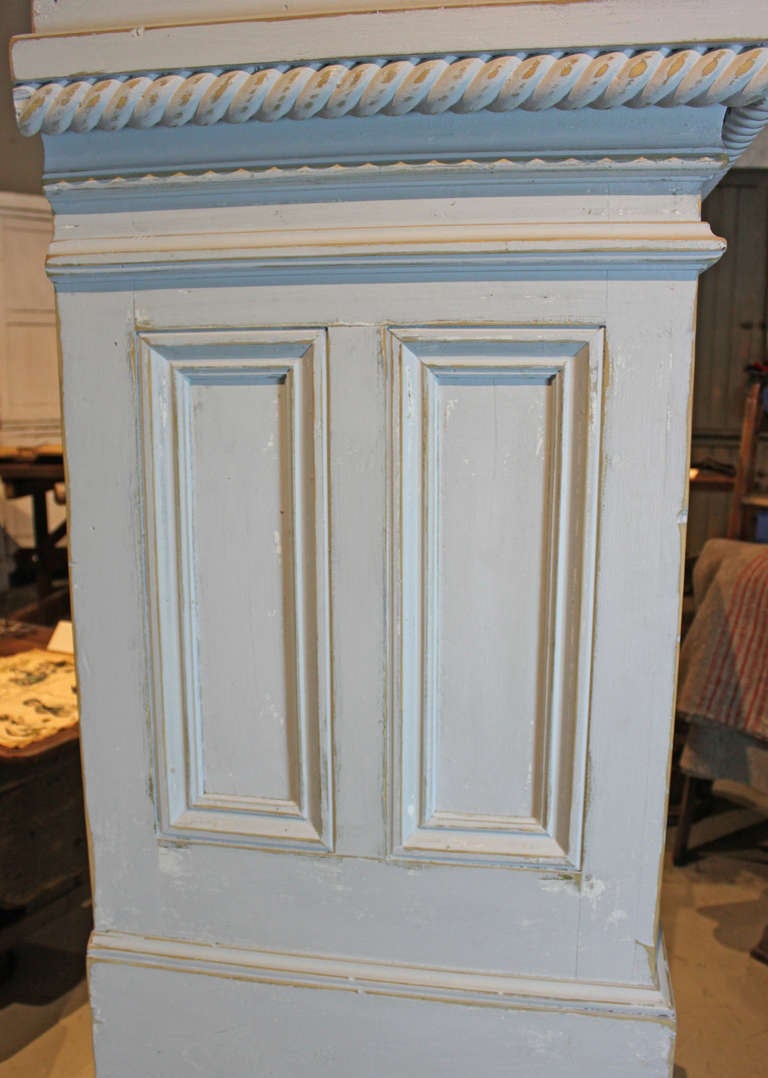 American Pair of column form cabinets For Sale