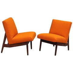 Pair of Retro Gunlocke Lounge Chairs