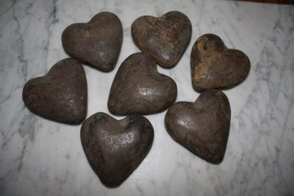 From Stephanie Lloyd, 5 rare hand-carved heart-shaped wooden molds used to make papier mache boxes for chocolate candy. Charming folk art treasures that provide a peek into a luxurious past.<br />
<br />
Price is for each heart.